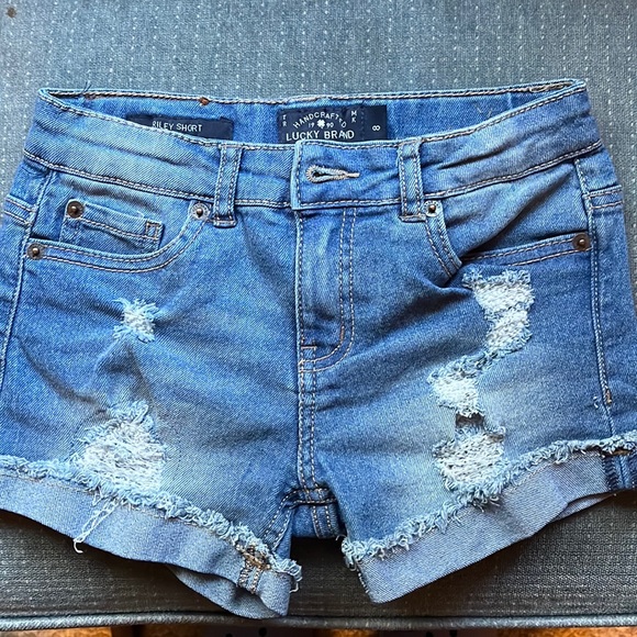 EUC Lucky Brand Girls' Cuffed Jean Shorts, Stretch Denim with 5 Pockets, - Picture 1 of 4